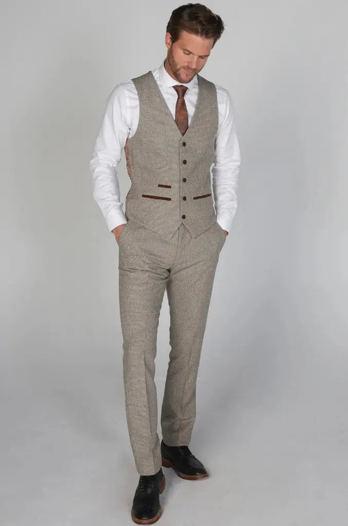 Brandon Beige-2.webp