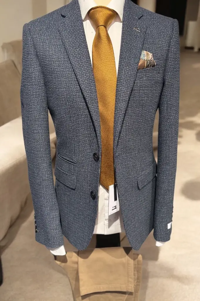 Blazer Blue Textured Tapered Fit 85077 (36)