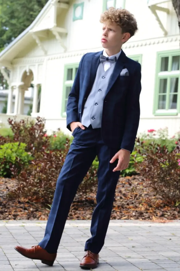 Peter Boys 3pc Suit (122 (Regular Tapered))