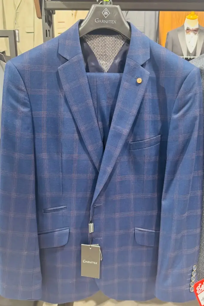 Vasco Navy Check 2pc Suit -size 112 (44")